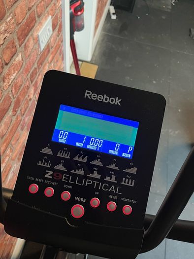 Reebok Astroride A5.0 Elliptical Cross Trainer