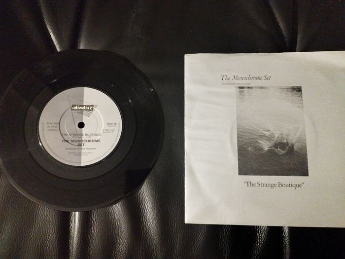 Monochrome set Strange Boutique 7"