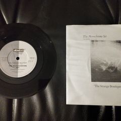 Monochrome set Strange Boutique 7"