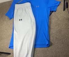 Under Armour 2 Piece Tech Set
