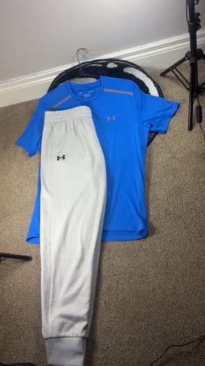 Under Armour 2 Piece Tech Set