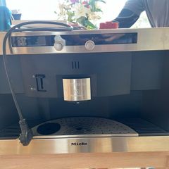 Miele Built-In Coffee Machine CVA 2650 Nespresso System