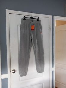 ellesse