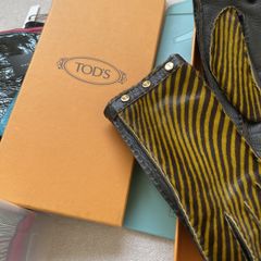 Tod's boxed leather gloves