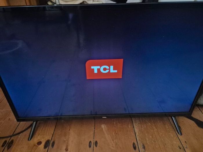 Tcl 32" Smart Tv