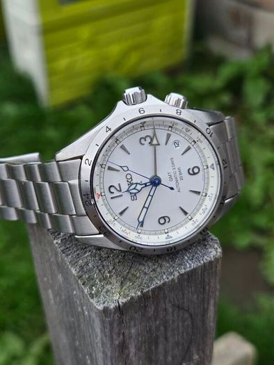 Seiko Prospex Alpinist GMT