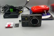 Sony DSC-W300 13.6MP Digital Camera Titanium - Full Kit