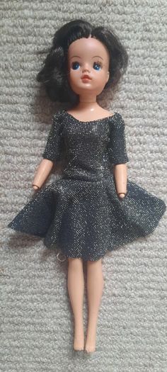 Sindy Doll & Clothes Bundle