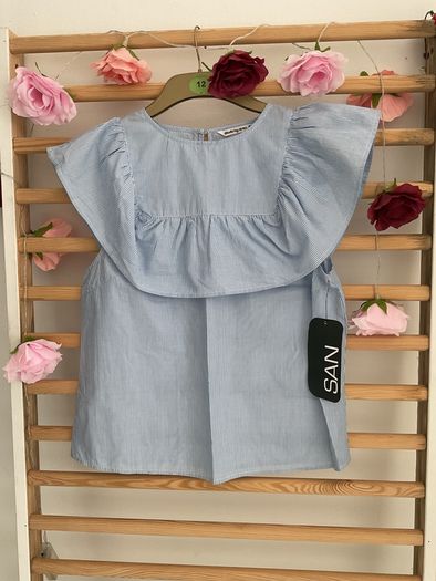 top bnwt size 12 blue frilled summer top