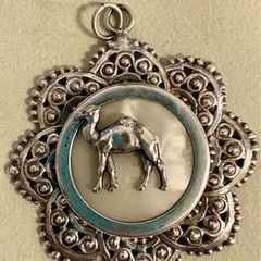 Vintage Mother of Pearl Camel Medallion c. 1970s