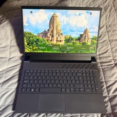 Dell G15 5330 Gaming Laptop