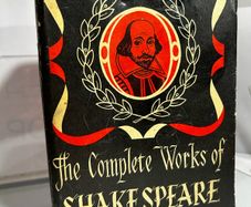 Shakespeare  published by Spring Books in the late 1960s.
