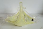 Art glass bowl