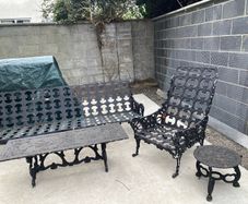 6 seater wrought iron set with a table and 2x side tables