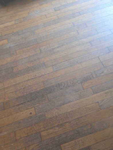 solid wood flooring