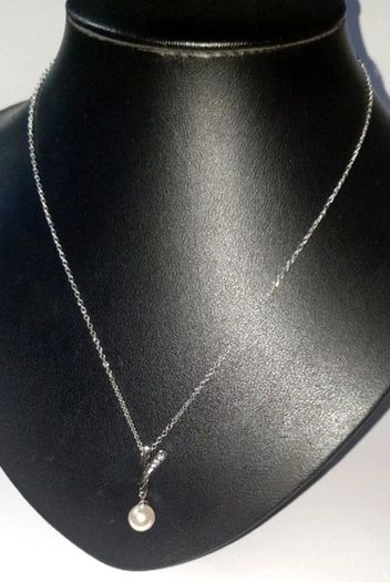 Vintage Hallmarked Silver Pearl & White Topaz