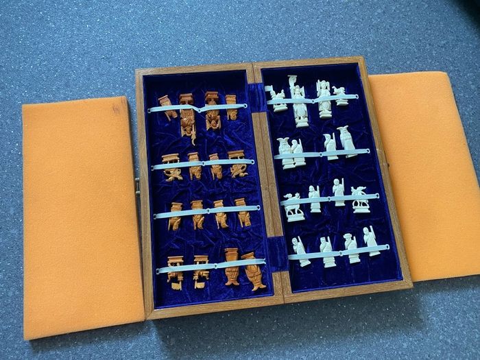 Vintage Chinese Bone Hand Carved Ivory Chess Set Hong Kong 1960s