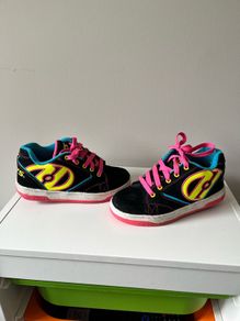 heelys