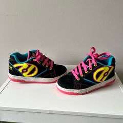 heelys