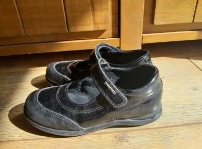 Black girls Pablosky school shoes size 11UK