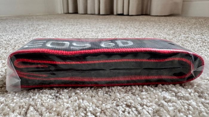Genuine Canon EOS 6D Neck Strap - brand new