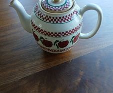 Nicholas Mosse Teapot