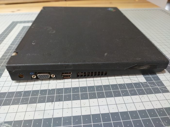 IBM ThinkPad X40 laptop