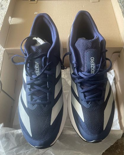 Men's Adidas Runners Size 10