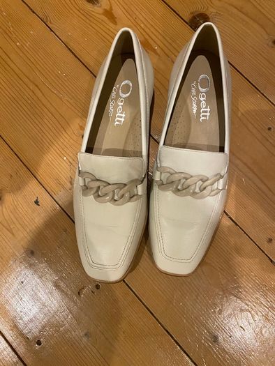 Beautiful CARL SCARPA Shoes for sale