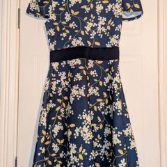 Gorgeous floral midi dress from Want that Trend
