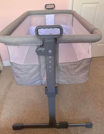 Bedside Crib / Next to Me Cot
