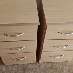 2 x Bedside Lockers