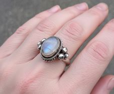 Vintage Rainbow Moonstone Sterling Silver Ring(9.5 g)