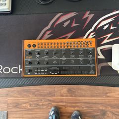 Behringer CRAVE Semi Modular Analogue Synth