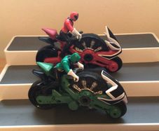 2 Power Ranger super Samurai bikes and riders