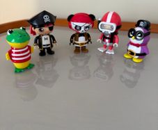 5 Ryan's world figures