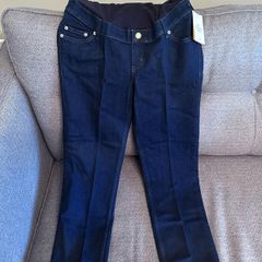 maternity jeans M (new with tags)