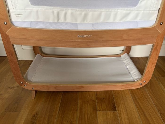 Snuzpod 4 beside crib (next to me)