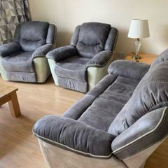 2 + 1 + 2 suite