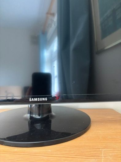 Samsung Tv 28 And Roku Stick