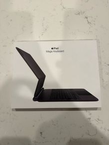Apple iPad Magic Keyboard (Model A2261)  Black