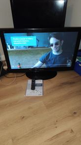 Tv panasonic 42" remote included