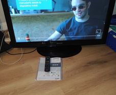 Tv panasonic 42" remote included