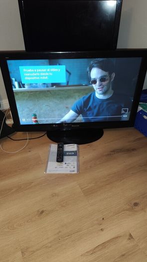 Tv panasonic 42" remote included