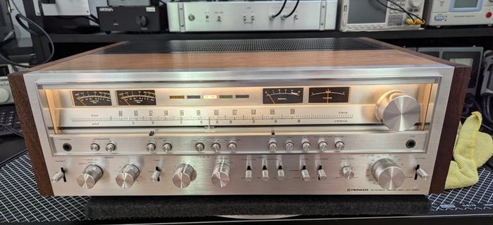 Mega Rare Legendary Pioneer SX-1080 giant Receiver from the pinnacle Range Flagship models in wonderful condition Fully serviced this is priced as a bargain no offers or time wasters