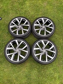 Golf Gti Clubsport 19 Alloys With Bridgestone