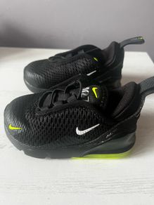 infant nike 270s runners