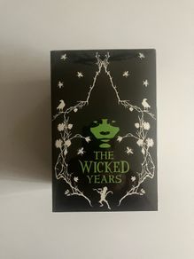 The Wicked Years 4 x Book Box Set Sealed