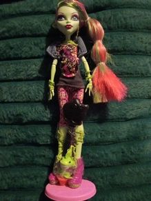 Venus mcflytrap 2011 doll