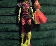 Venus mcflytrap 2011 doll